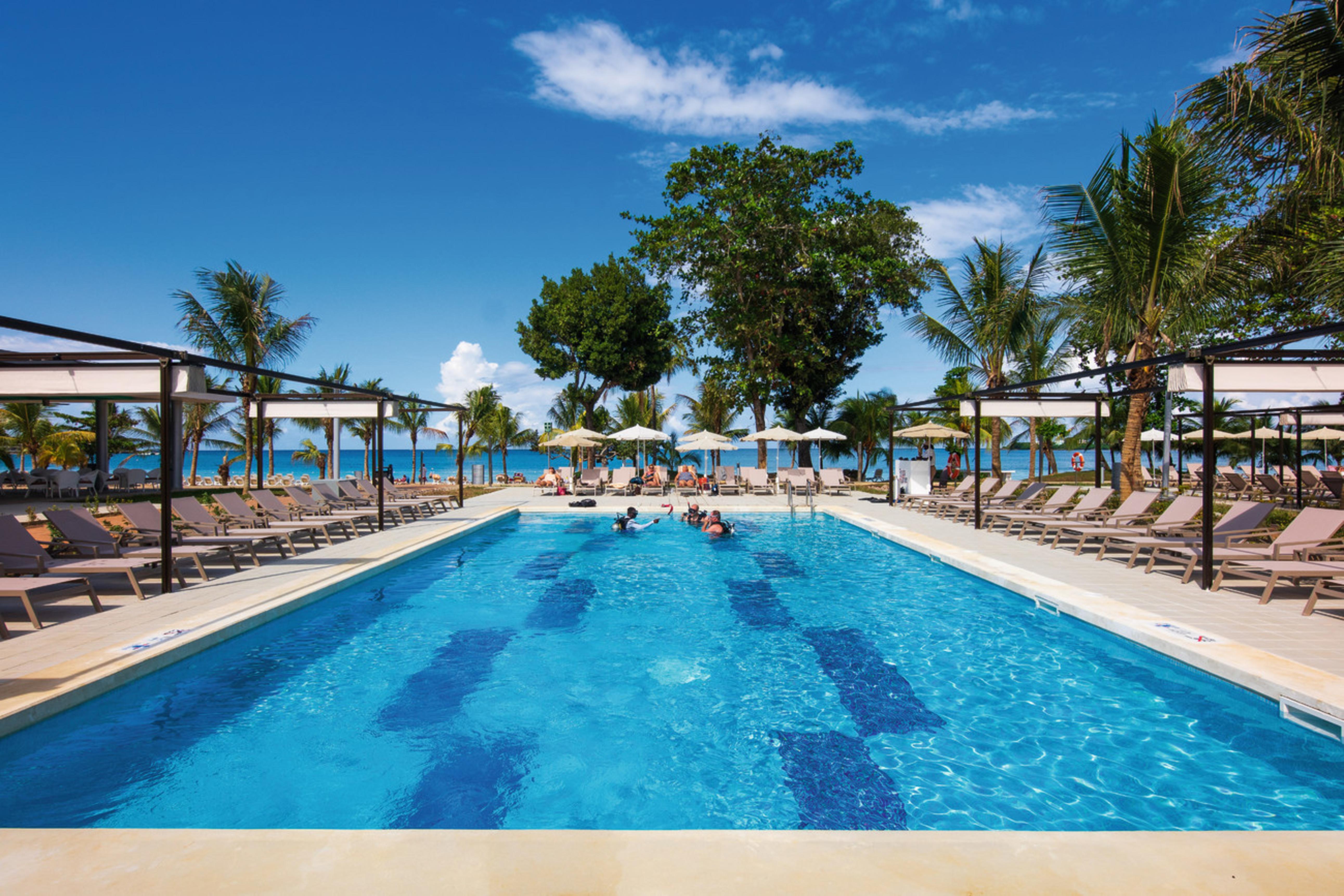 Riu Palace Tropical Bay Negril Exterior photo